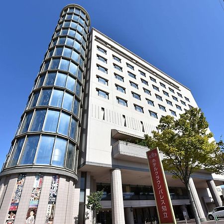 Hotel Crown Palais Csirju Kültér fotó