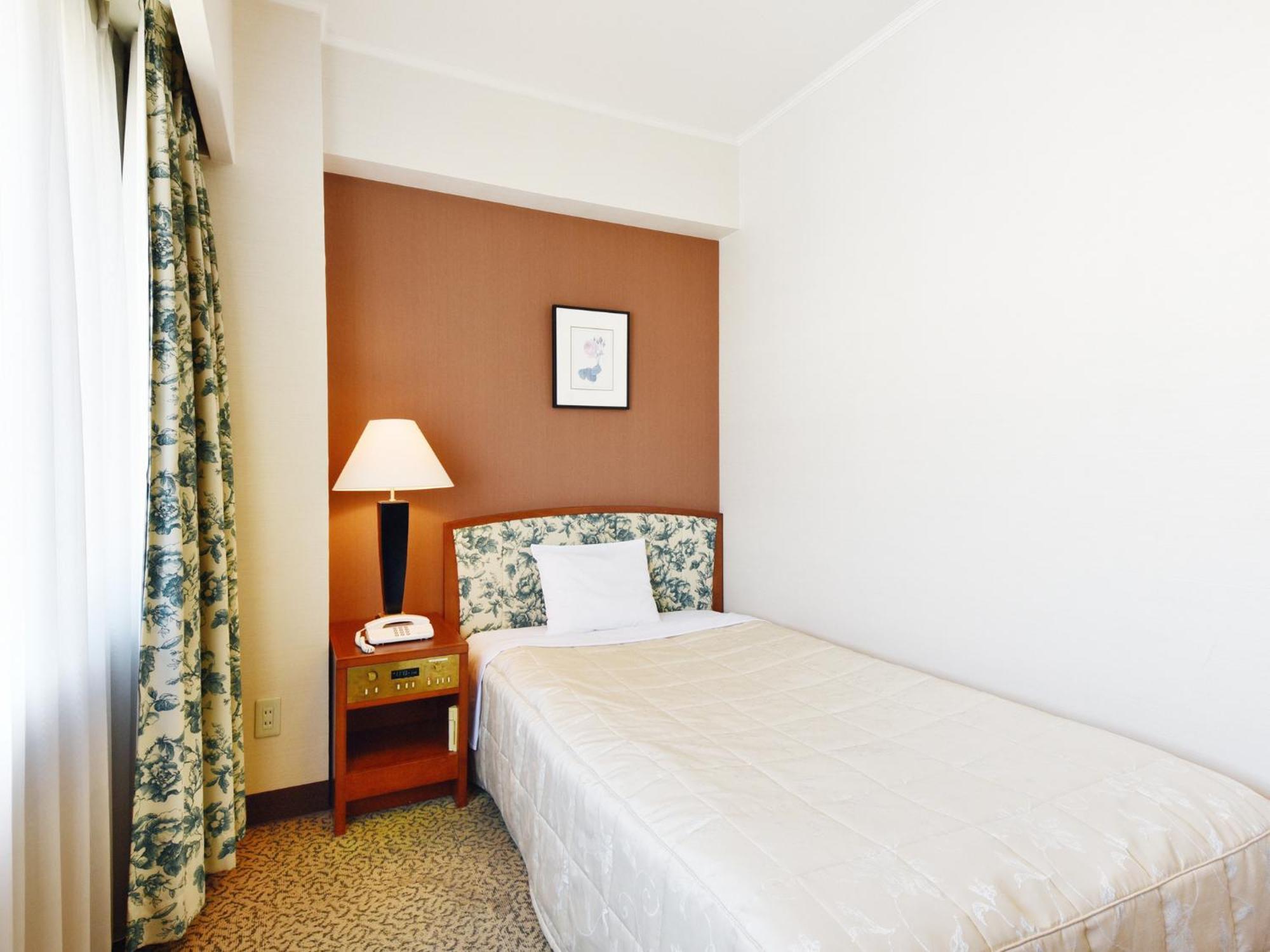 Hotel Crown Palais Csirju Kültér fotó
