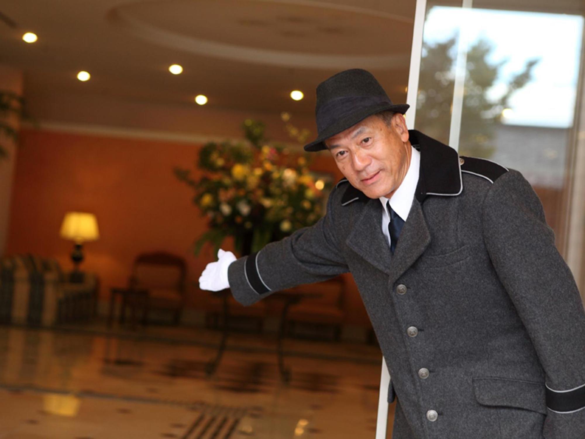 Hotel Crown Palais Csirju Kültér fotó